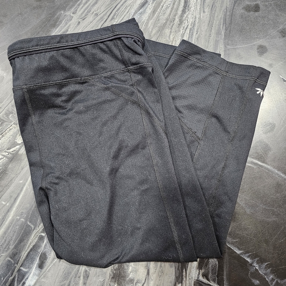 BUNDLE OF 5 PAIRS OF CAPRI LENGTH LEGGINGS - Picture 4 of 6